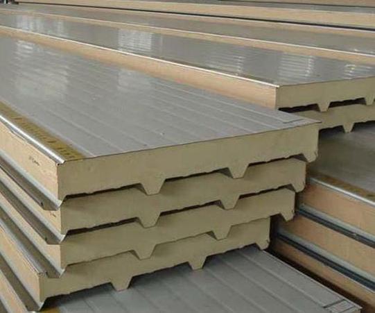 聚氨酯復(fù)合板 新型建筑材料之王，引領(lǐng)建筑革新浪潮